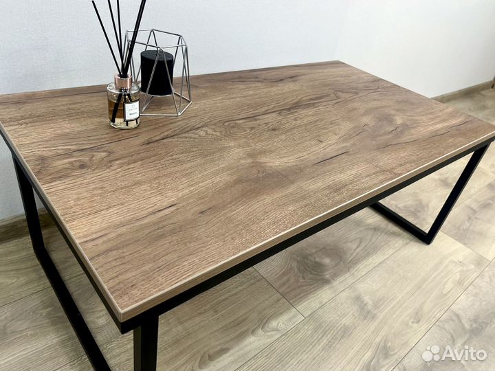 Стол журнальный