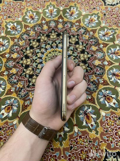 iPhone Xs, 256 ГБ