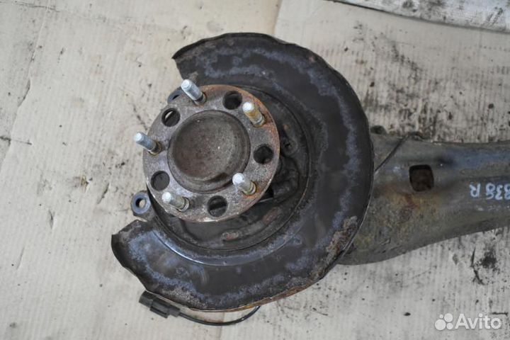 Кулак задний правый Dodge Caliber 1 поколение EBA