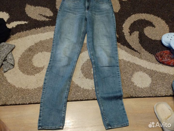 Джинсы