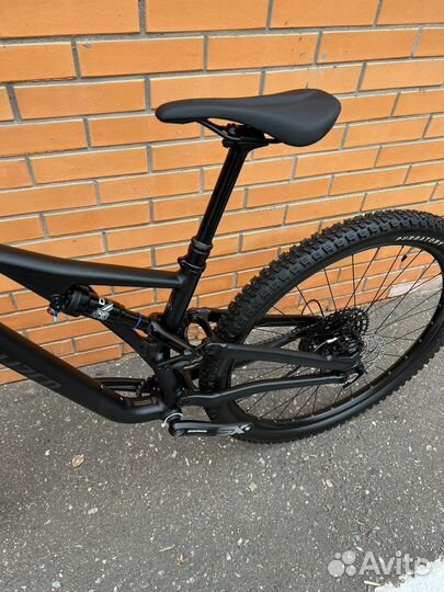 Specializет Stumpjumper Alloy (2022) Новый