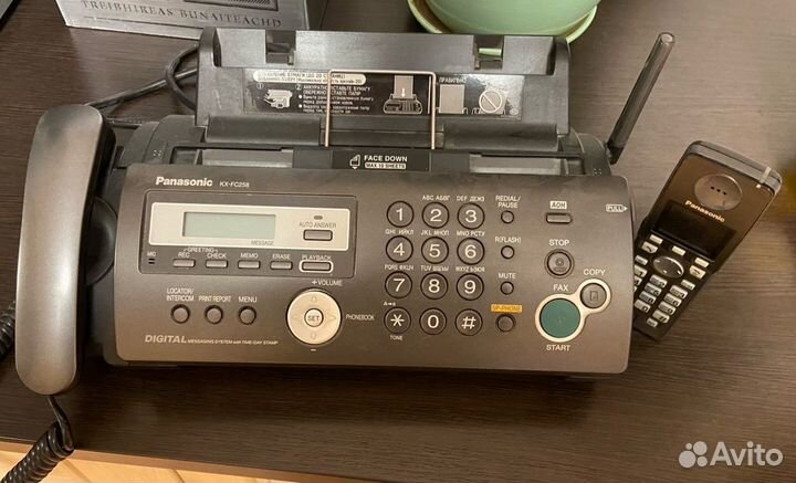 Телефон Panasonic KX-FC258RU
