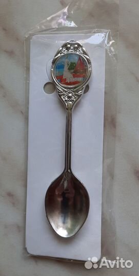 Чайные ложки и вилка