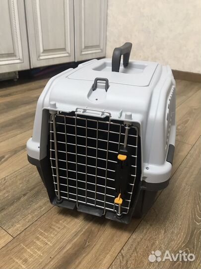 Переноска для животных пластиковая