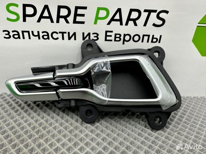 Ручка двери передняя правая Kia Sportage NQ5 G4KN