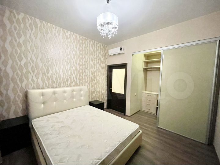 2-к. квартира, 70 м², 4/6 эт.