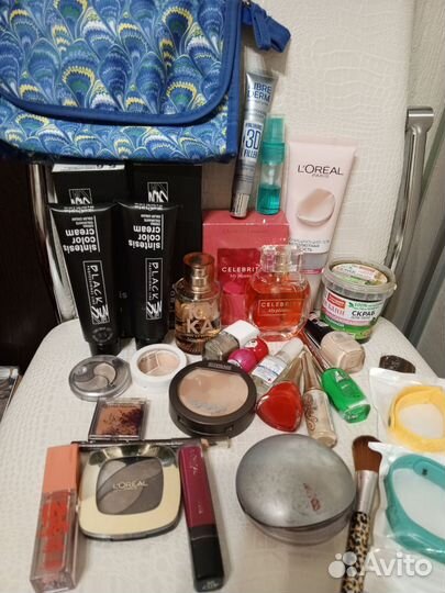 Набор косметики парфюм пакетом