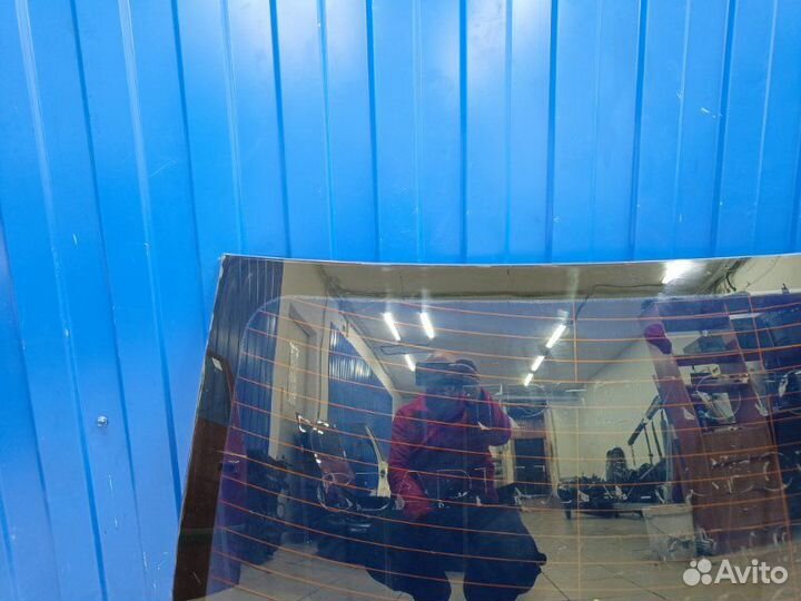 Стекло заднее Hyundai Elantra XD 1.6 G4ED 2005