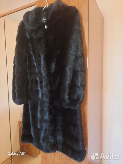 Шуба норковая с капюшоном 44 46