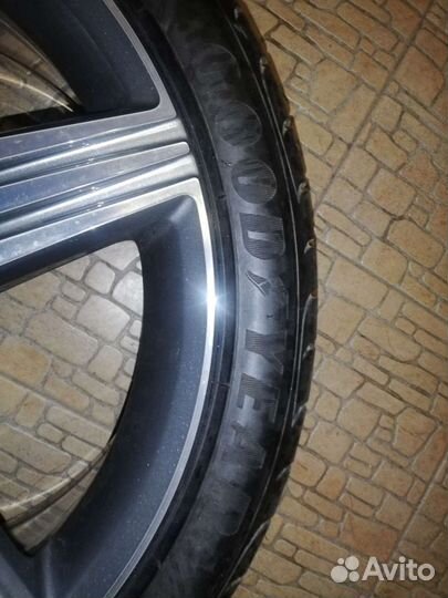Колёса Goodyear. Разноширокие. на диске AMG оригин