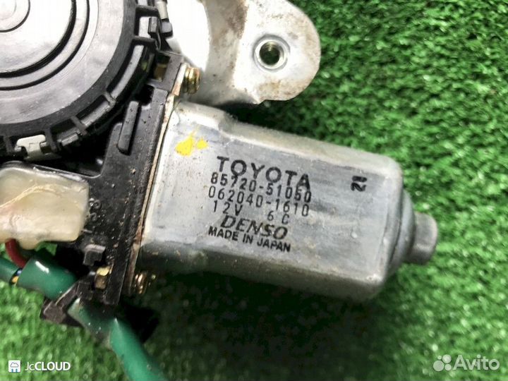 Стеклоподъемник на toyota brevis JCG11 2JZ-FSE