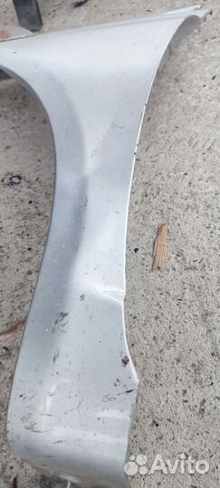 Toyota vitz крылья