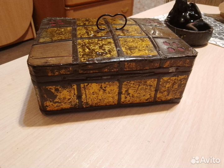 Шкатулка для украшений