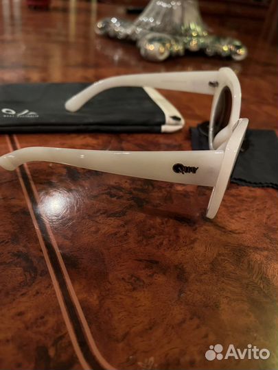 Солнцезащитные очки новые