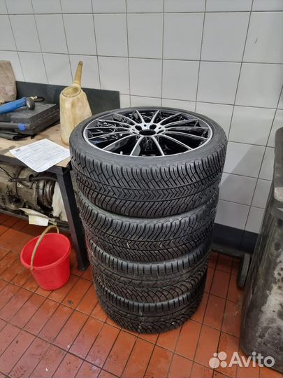 Зимние колеса на W213