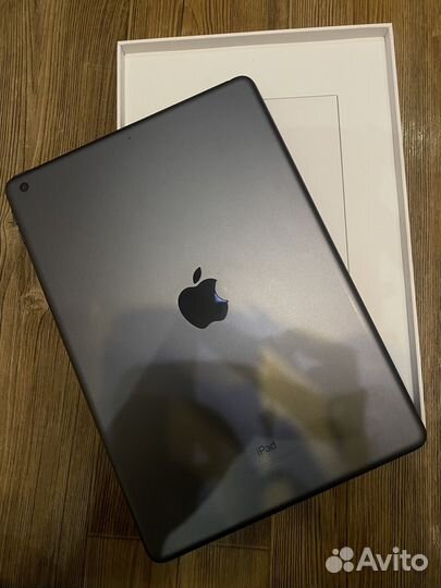 iPad 7 поколения