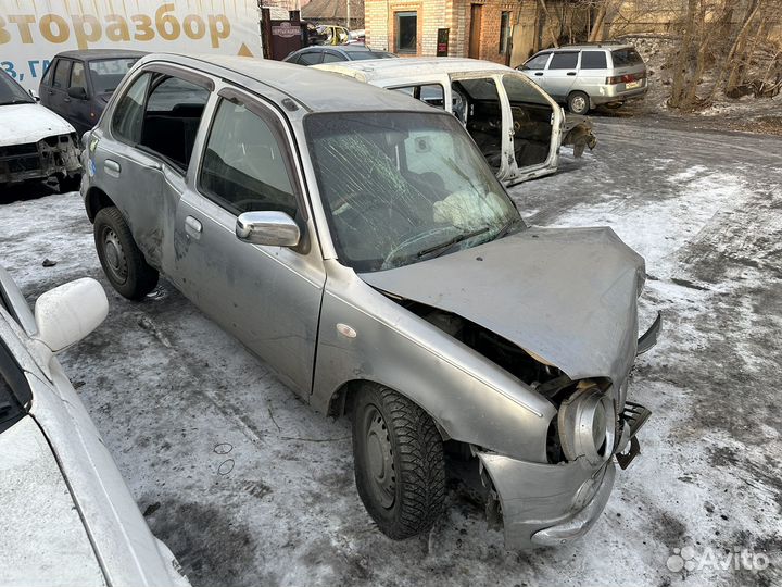 Nissan March K11 разбор по запчастям