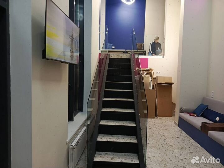 Лестничные ограждения из стекла Перила