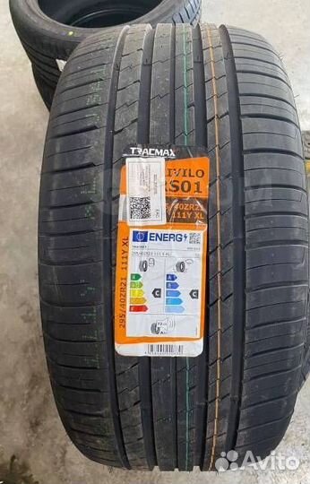 Tracmax X-Privilo RS01+ 275/40 R21 и 315/35 R21