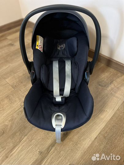 Автолюлька Cybex Cloud Q + адаптеры