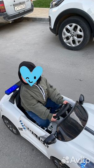 Детский электромобиль