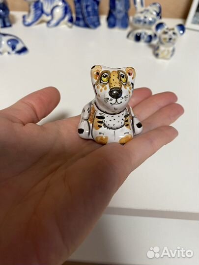 Статуэтки фигурки гжель