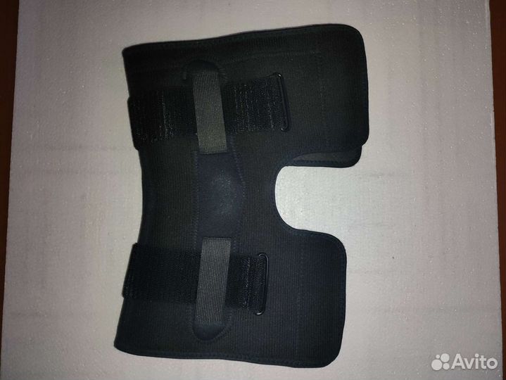 Бандаж компрессионный на коленный сустав 