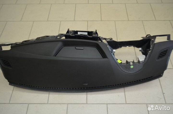 Торпедо панель приборов BMW X1