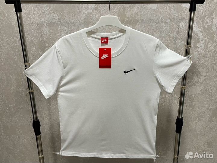 Футболка белая Nike