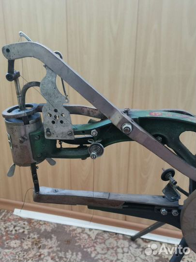 Швейная машинка для ремонта обуви