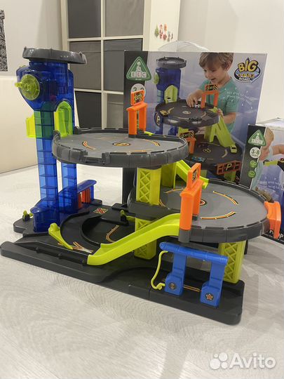 Парковка для машинок ELC