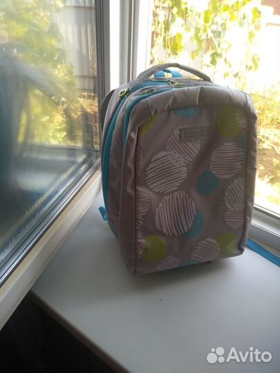 Рюкзак для девочки начальной школы