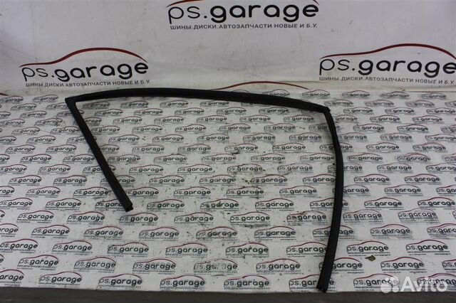 Уплотнитель стекла двери передней левой Nissan Qa