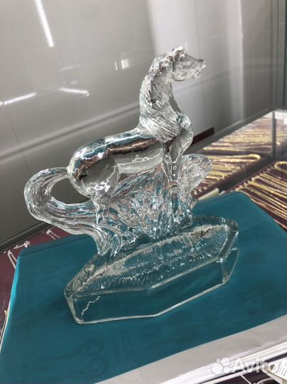 Хрустальная лошадь