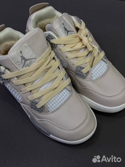 Кроссовки nike женские