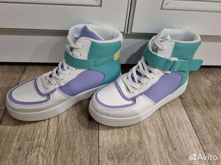 Кеды женские новые