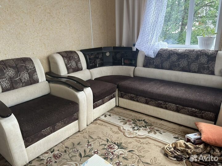 Угловой диван