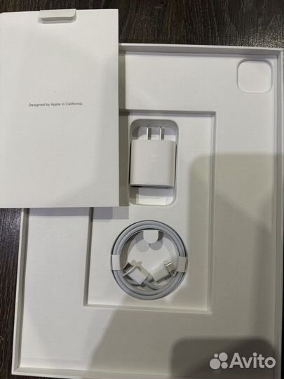 Планшет Apple iPad Pro 12.9 (2022) Wi-Fi+Cellular