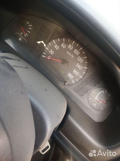 Nissan AD 1.3 в разбор