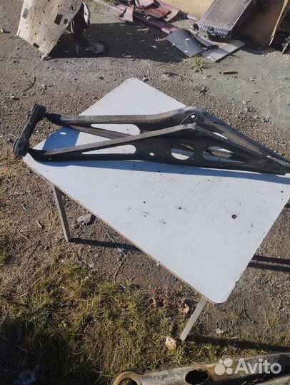 Кронштейн задних продольных рычагов vоlvo 740