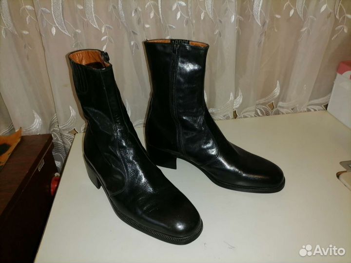 Ботинки кожаные женские