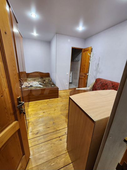 Комната 14 м² в 1-к., 1/2 эт.