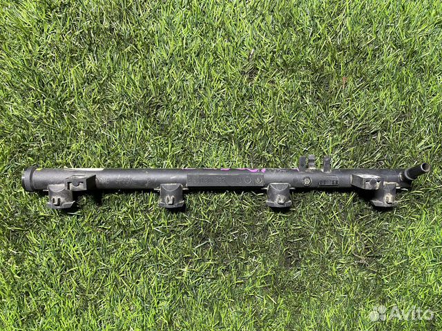 Рейка топливная (рампа) Renault Duster