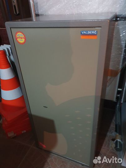 Сейф Valberg