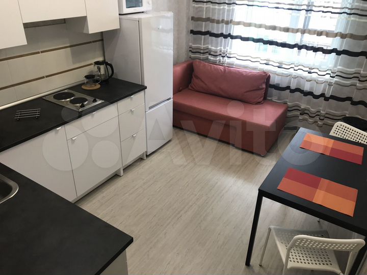 1-к. квартира, 42 м², 7/12 эт.