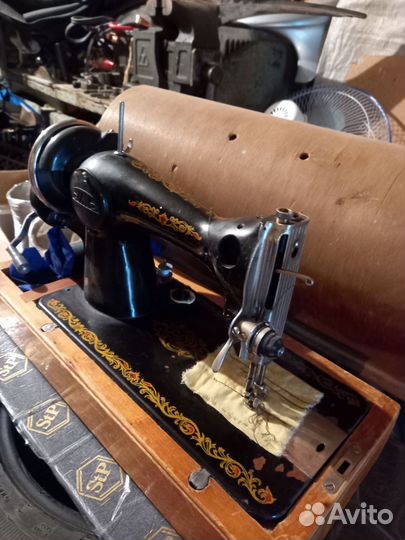 Швейная машинка