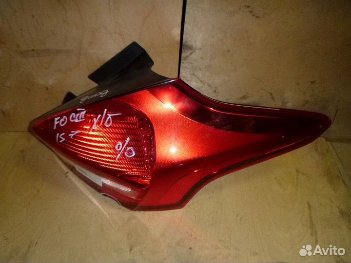 Фонарь задний правый ford focus III 2011