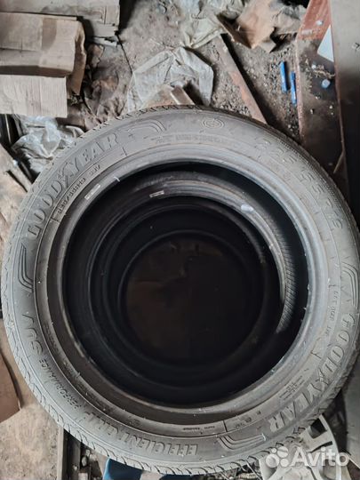 Goodyear EfficientGrip Performance SUV 225/55 R19