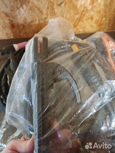 Сварочный инвертор Redbo intec wsme 200 Pulse