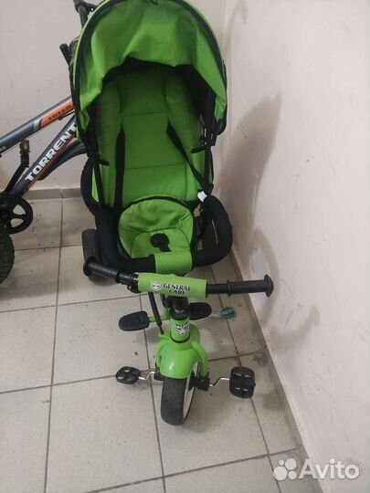 Детский трехколесный велосипед бу